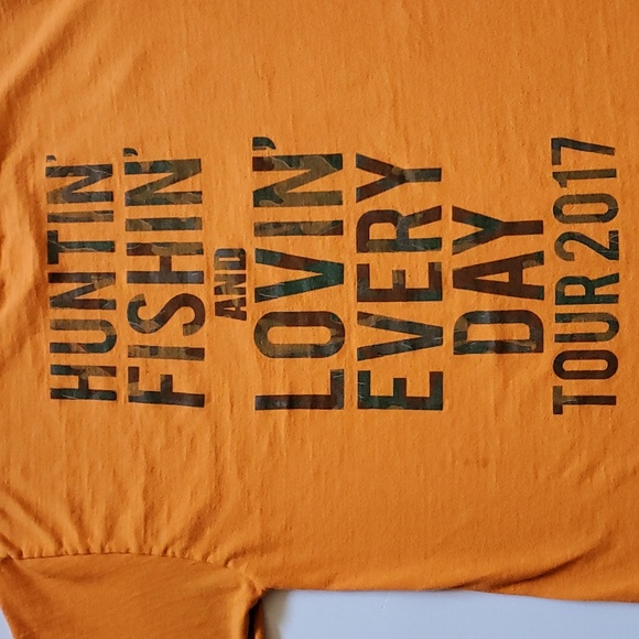 Luke Bryan Concert "Tour 2017" T-Shirt - Picture 5 of 7